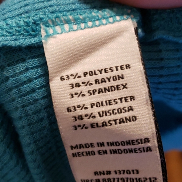 Wildfox soft turquoise v-neck pullover long sleeve - Picture 6 of 7